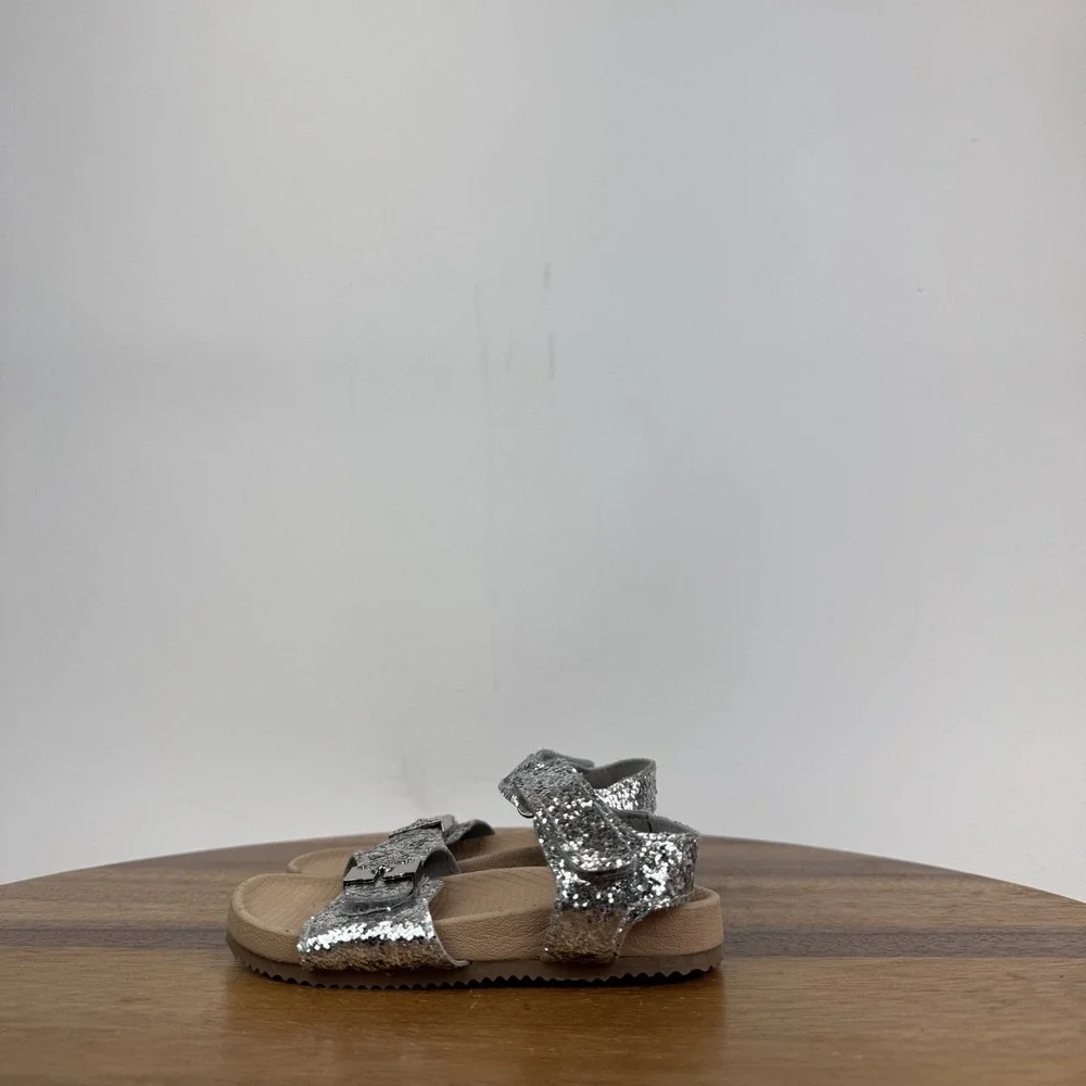 Dr. Scholls size little